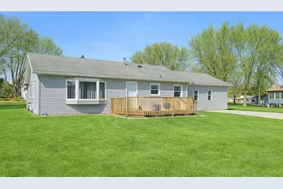 316 Buckwheat Avenue, Windom, MN 56101 - Photo 3