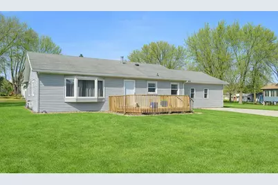 316 Buckwheat Avenue, Windom, MN 56101 - Photo 3