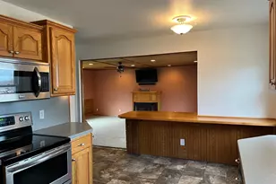 316 Buckwheat Ave, Windom, MN 56101 - Photo 7
