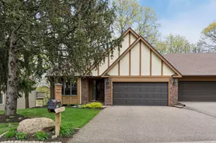 6843 Stonewood Ct, Eden Prairie, MN 55346 - Photo 1