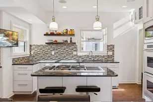 6017 Oxford St, Saint Louis Park, MN 55416 - Photo 9