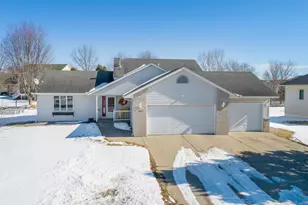 509 Chatfield Ln, Belle Plaine, MN 56011 - Photo 7