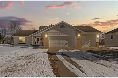 509 Chatfield Lane, Belle Plaine, MN 56011 - Photo 3