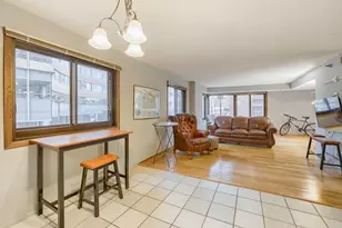 26 10th Street W, Saint Paul, MN 55102 - Photo 5