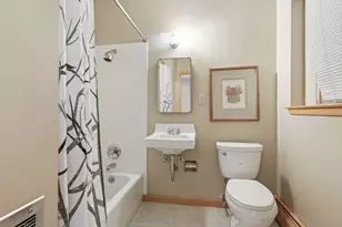 3714 W Bde Maka Ska Pkwy, Minneapolis, MN 55410 - Photo 29