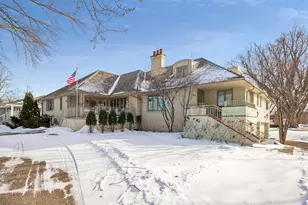 3714 W Bde Maka Ska Pkwy, Minneapolis, MN 55410 - Photo 35