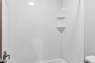 5673 W Bavarian Pass, Fridley, MN 55432 - Photo 25