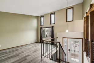 5673 W Bavarian Pass, Fridley, MN 55432 - Photo 9