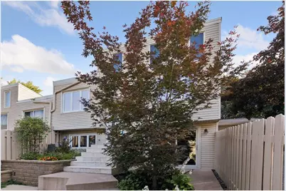 5673 W Bavarian Pass, Fridley, MN 55432 - Photo 3