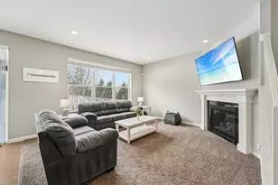 15244 Edgewood Ave, Savage, MN 55378 - Photo 9