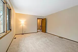 4354 Metcalf Dr, Eagan, MN 55122 - Photo 23