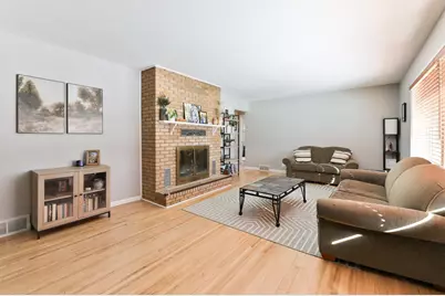 320 22nd Avenue S, Moorhead, MN 56560 - Photo 5