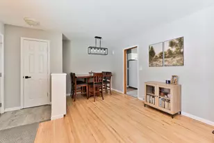 320 22nd Ave S, Moorhead, MN 56560 - Photo 7