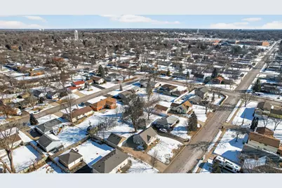 657 79th Avenue NE, Spring Lake Park, MN 55432 - Photo 3