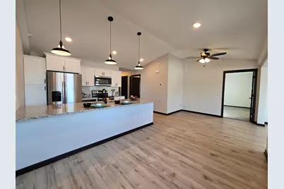 914 Katelyn Circle NE, Montgomery, MN 56069 - Photo 9