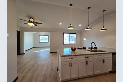 914 Katelyn Circle NE, Montgomery, MN 56069 - Photo 11