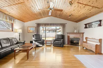 1912 2nd Avenue NW, Austin, MN 55912 - Photo 1