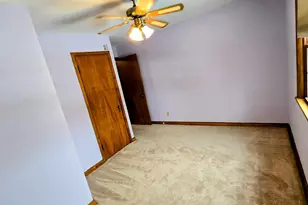 831 4th Ave SW, Pipestone, MN 56164 - Photo 41