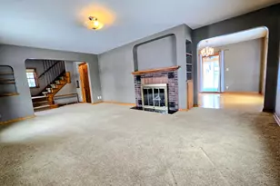 831 4th Ave SW, Pipestone, MN 56164 - Photo 17