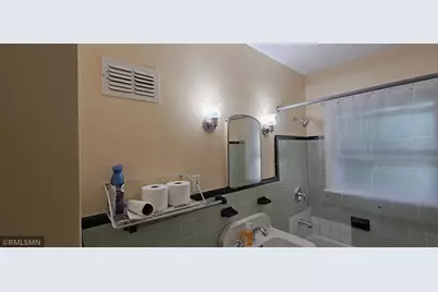 2016 - 2018 25th Avenue N, Minneapolis, MN 55411 - Photo 15