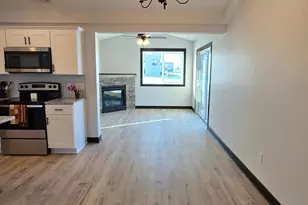 912 Katelyn Circle NE, Montgomery, MN 56069 - Photo 7