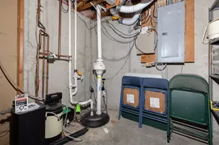 916 42nd Ave N, Fargo, ND 58102 - Photo 53