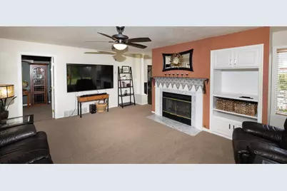 916 42nd Avenue N, Fargo, ND 58102 - Photo 21