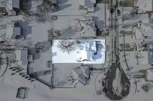 916 42nd Ave N, Fargo, ND 58102 - Photo 3