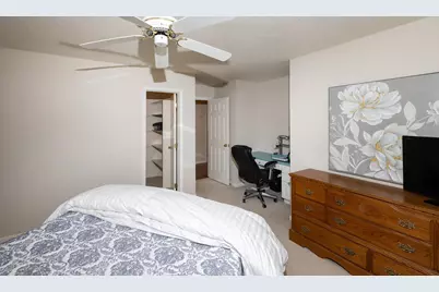 916 42nd Avenue N, Fargo, ND 58102 - Photo 41