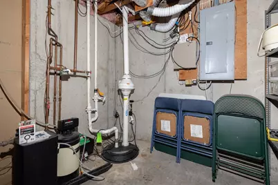 916 42nd Avenue N, Fargo, ND 58102 - Photo 53