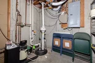 916 42nd Ave N, Fargo, ND 58102 - Photo 53