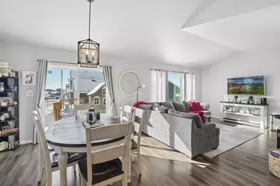 1710 67th Avenue S, Fargo, ND 58104 - Photo 7