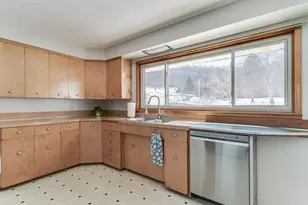 109 Hill Street N, La Crescent, MN 55947 - Photo 11