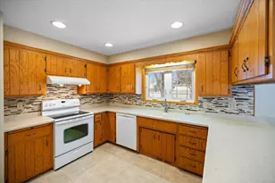 606 NE 3 Street NE, Dilworth, MN 56529 - Photo 7