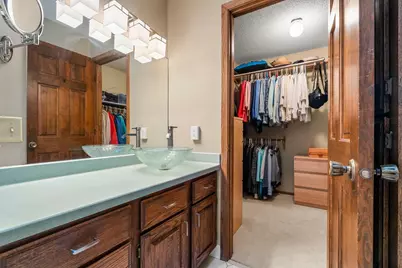 1293 Castle Court, Golden Valley, MN 55427 - Photo 35