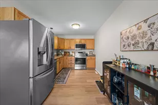 1579 County Rd D E, Maplewood, MN 55109 - Photo 11