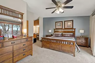 808 Bryant Ln, Burnsville, MN 55337 - Photo 15