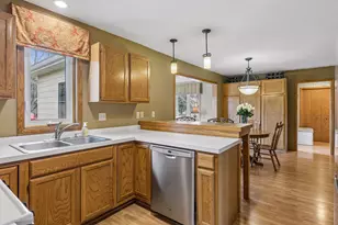 4159 Pennsylvania Ave, Eagan, MN 55123 - Photo 7