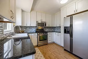 3847 Zenith Ave N, Robbinsdale, MN 55422 - Photo 13