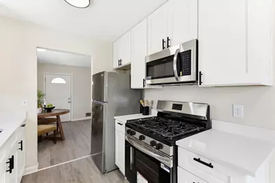 5056 Upton Avenue N, Minneapolis, MN 55430 - Photo 9