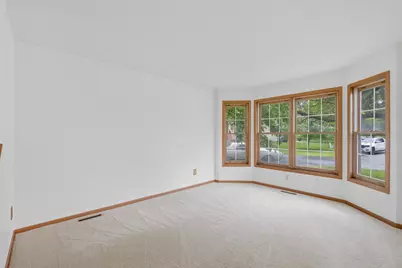6621 Arlington Court, Chanhassen, MN 55317 - Photo 13