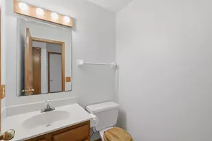 6621 Arlington Ct, Chanhassen, MN 55317 - Photo 25