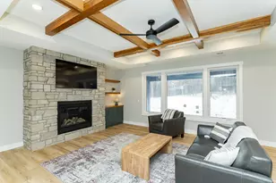 2844 Pinewood Ridge Dr SE, Rochester, MN 55904 - Photo 3