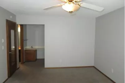 8761 N Maplebrook Circle, Brooklyn Park, MN 55445 - Photo 9