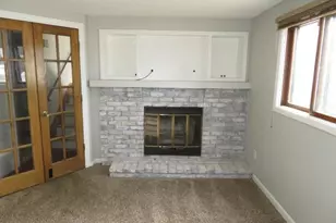 8761 N Maplebrook Cir, Brooklyn Park, MN 55445 - Photo 11