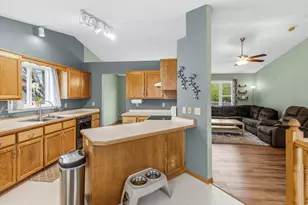 7846 77th St S, Cottage Grove, MN 55016 - Photo 11