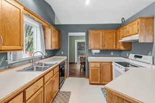 7846 77th St S, Cottage Grove, MN 55016 - Photo 9