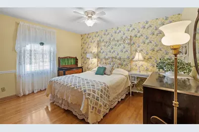 2476 Tierney Avenue E, North Saint Paul, MN 55109 - Photo 27