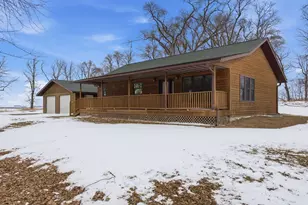 10055 460th St, Wanamingo, MN 55983 - Photo 25