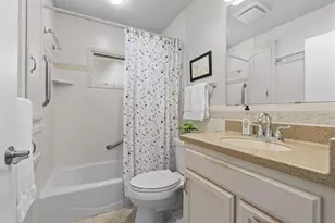 8425 Kell Ave S, Bloomington, MN 55437 - Photo 25